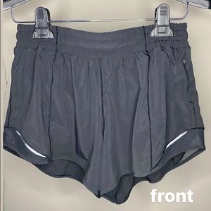 Black Lululemon Hotty Hot Shorts II *4-inch